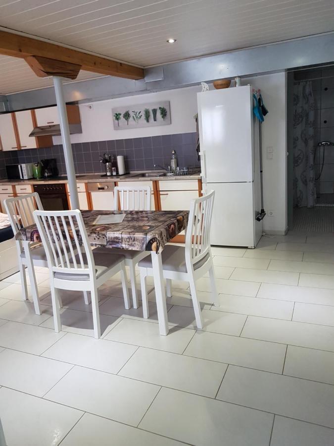 Ferienwohnung/Monteurzimmer Auf Dem Bauernhof Mörlenbach المظهر الخارجي الصورة