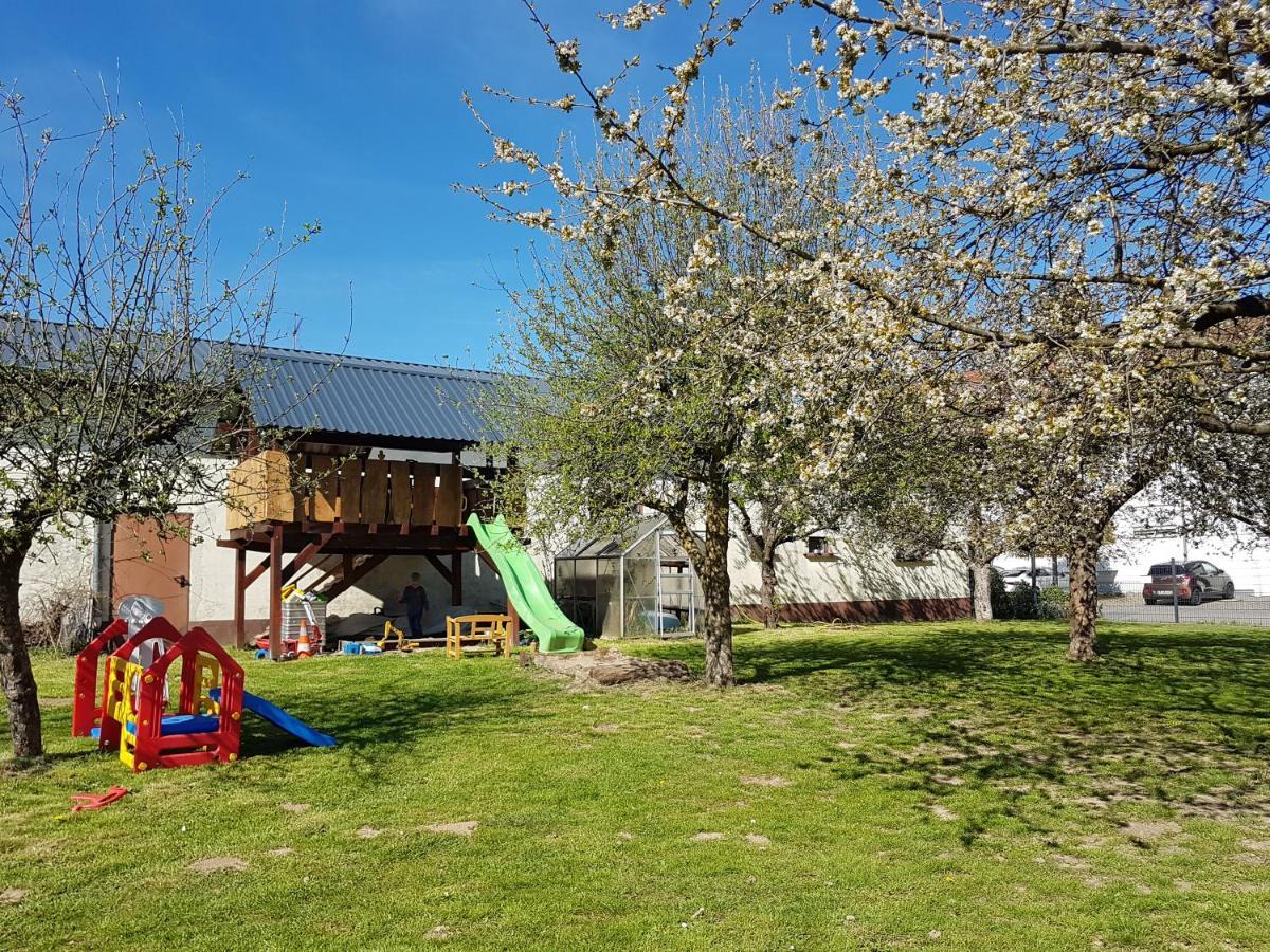 Ferienwohnung/Monteurzimmer Auf Dem Bauernhof Mörlenbach المظهر الخارجي الصورة
