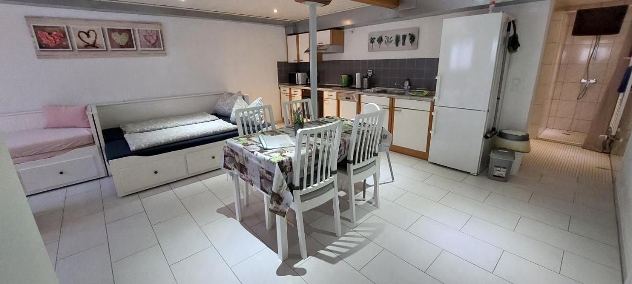 Ferienwohnung/Monteurzimmer Auf Dem Bauernhof Mörlenbach المظهر الخارجي الصورة