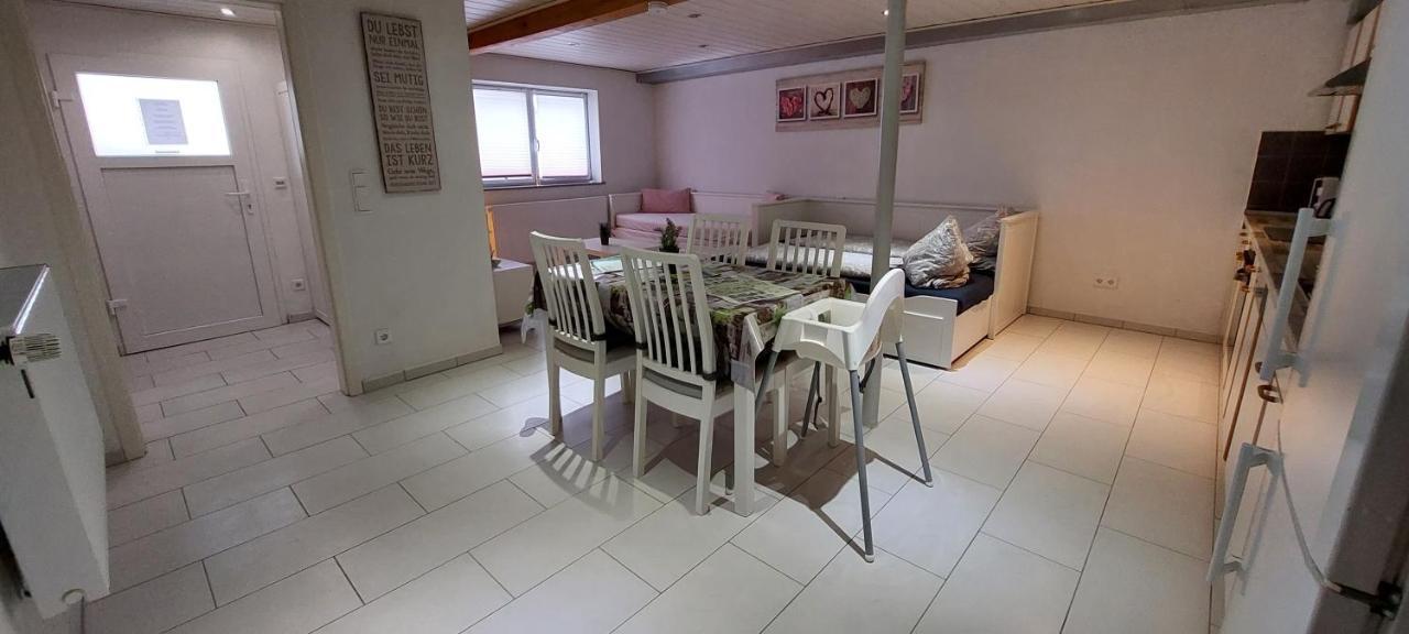 Ferienwohnung/Monteurzimmer Auf Dem Bauernhof Mörlenbach المظهر الخارجي الصورة
